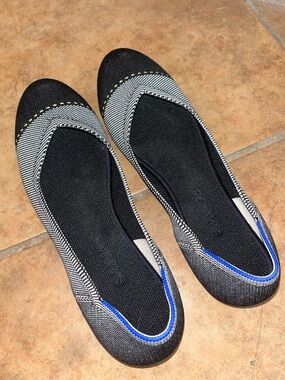 Rothy’s Black and Gray Knit Ballet Flats with Blue Accent Women’s Size 9